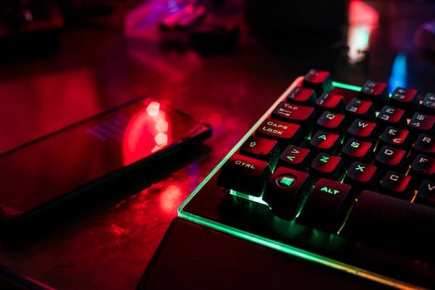 Ile kosztuje dobry komputer do gier 2026?