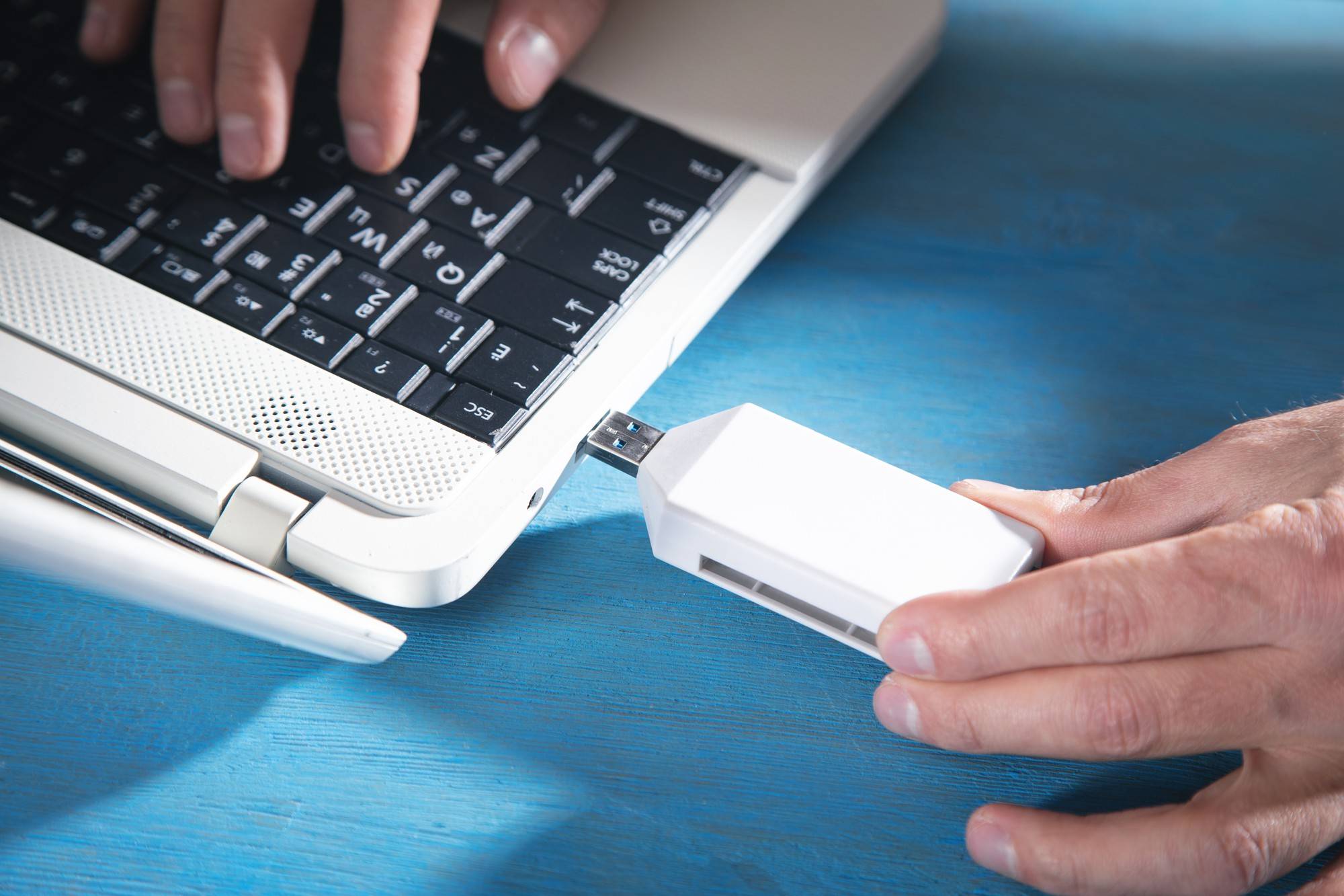 Jak zdjąć zabezpieczenie z pendrive w domowych warunkach?