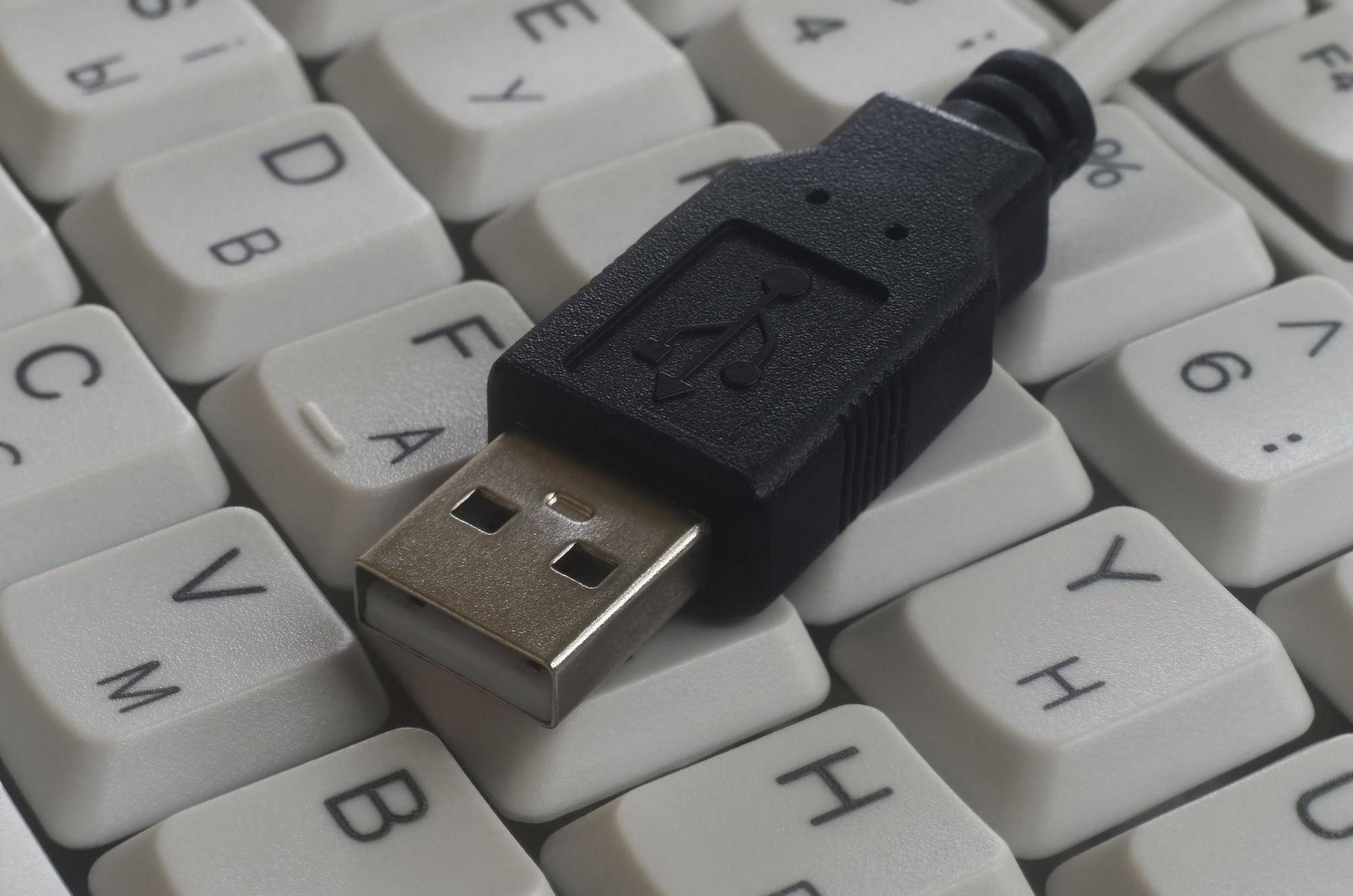 Jak usunąć ochronę przed zapisem z dysku pendrive?